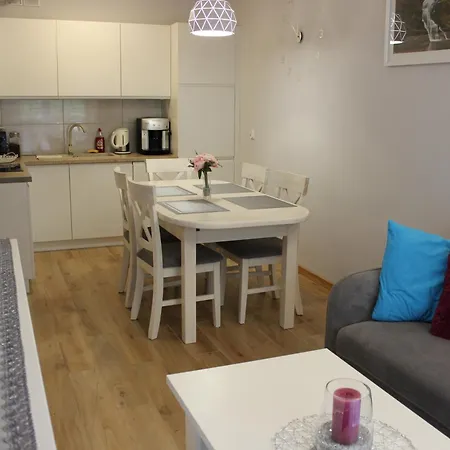 Apartament Blisko Centrum Z Garazem Karpacz Zewnętrze zdjęcie