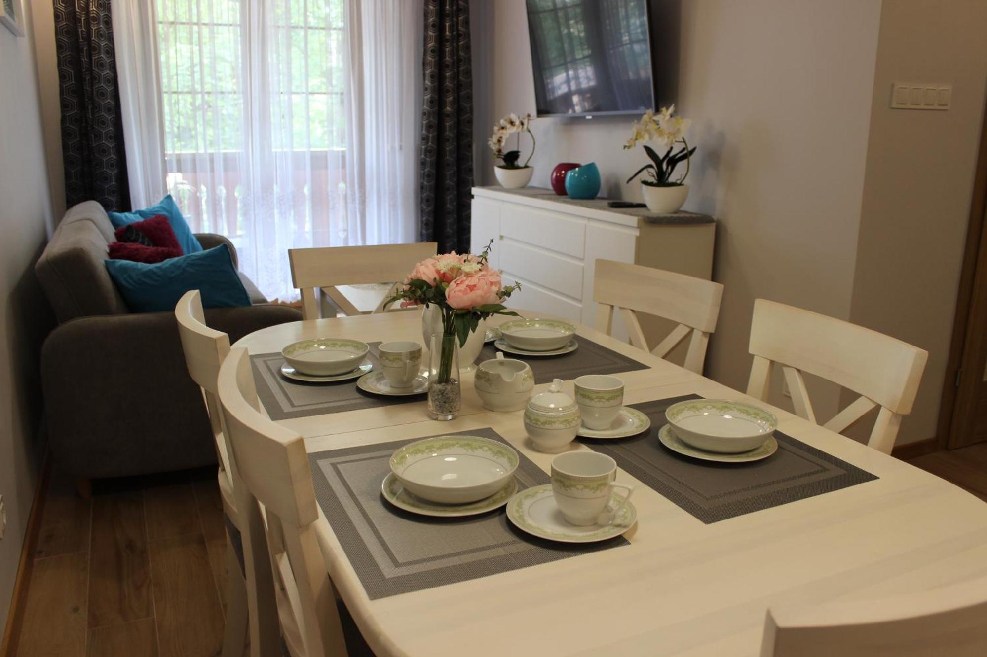 Apartament Blisko Centrum Z Garazem